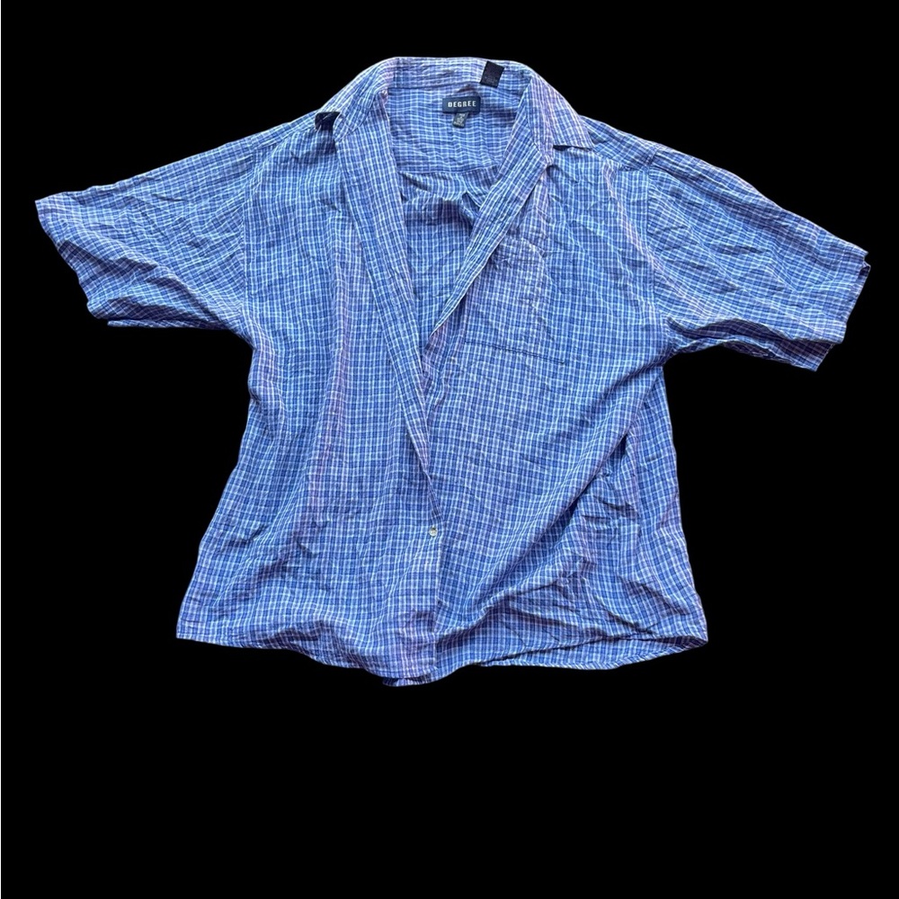 ✨ Degree Navy Blue plaid button-up shirt with a relaxed fit✨